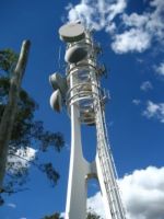 Communications tower