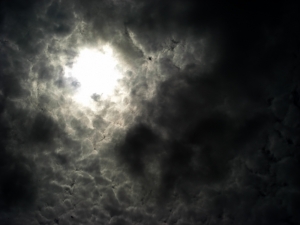 The darkening G-Cloud